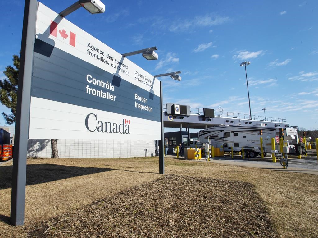 Lacolle border crossing closed Thursday night false alarm for