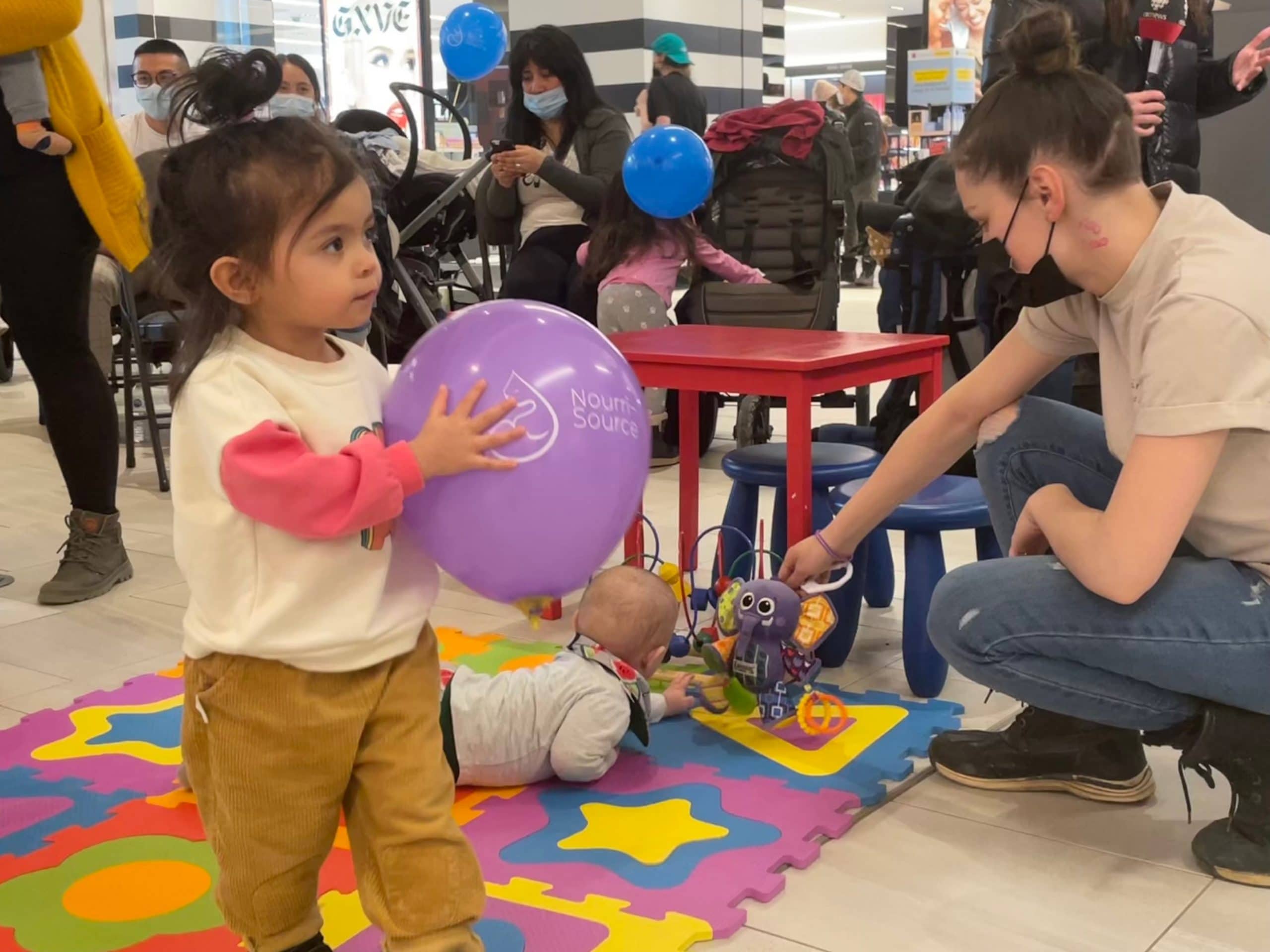 Montreal moms organize breastfeeding sitin at downtown mall