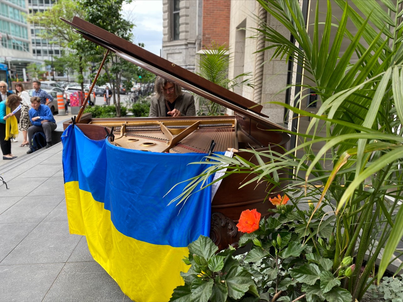 Montreal pianist Ukraine