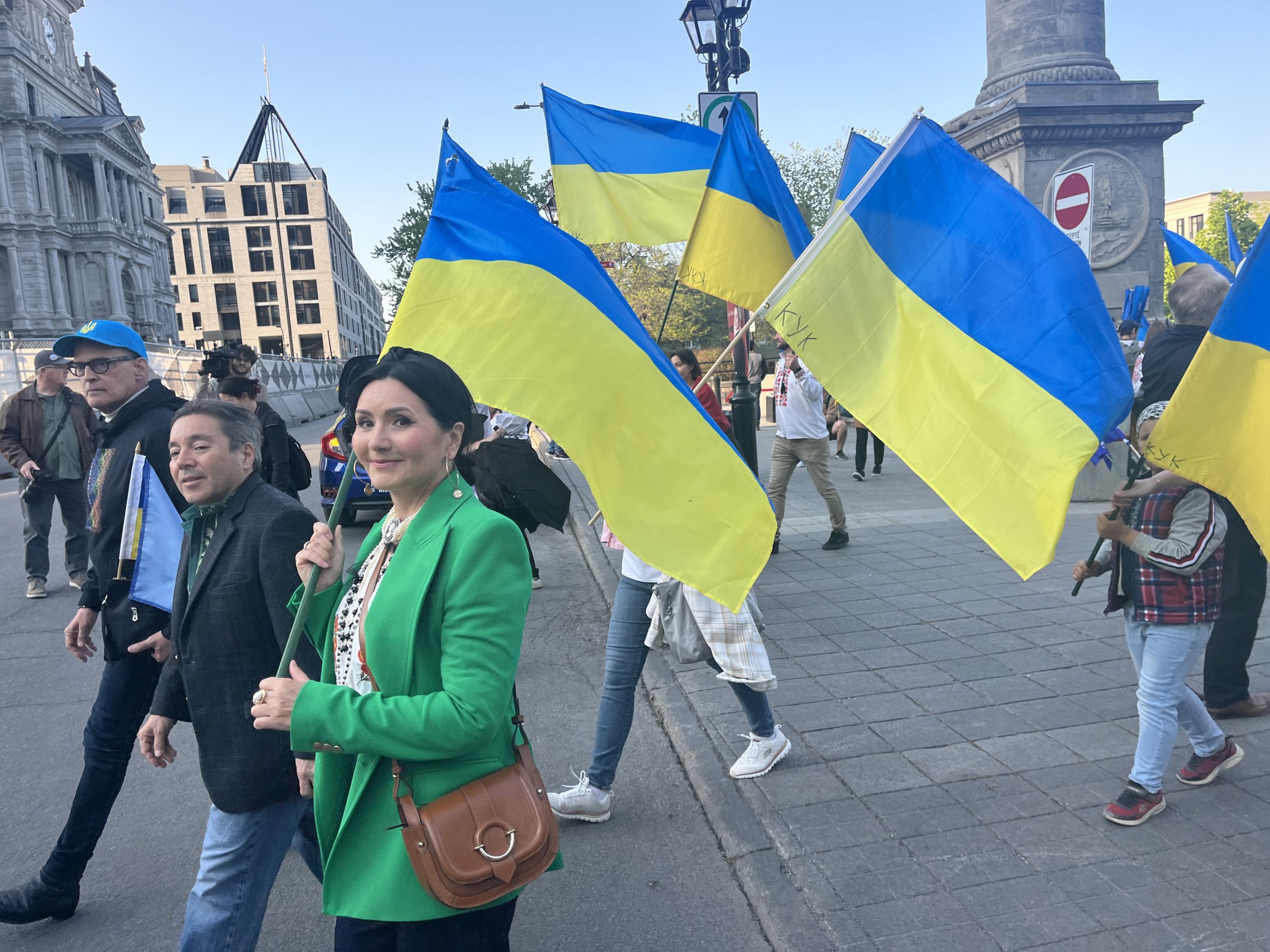 Los montrealeses de Ucrania celebran el Día de Vyshyvanka