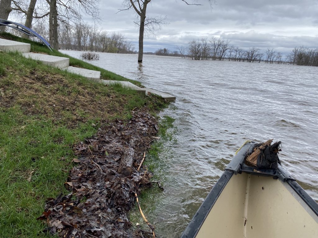 Quebec floods water surrounds homes in TerrasseVaudreuil, west of