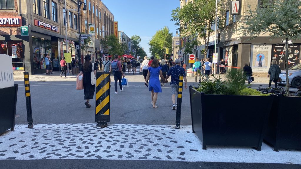 Montreal may pedestrianize part of Sainte-Catherine Street in the Village all year round