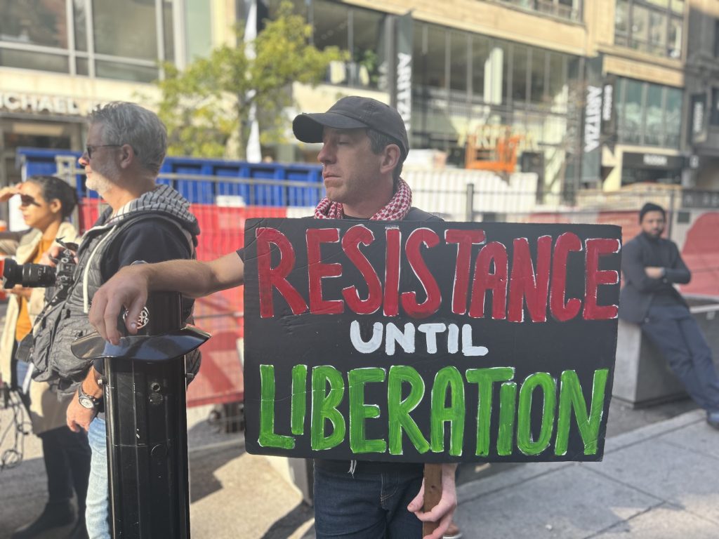 Pro-Palestinian Protest in front of U.S. Consulate in Montreal