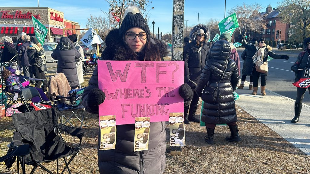 Montreal teachers common front strike