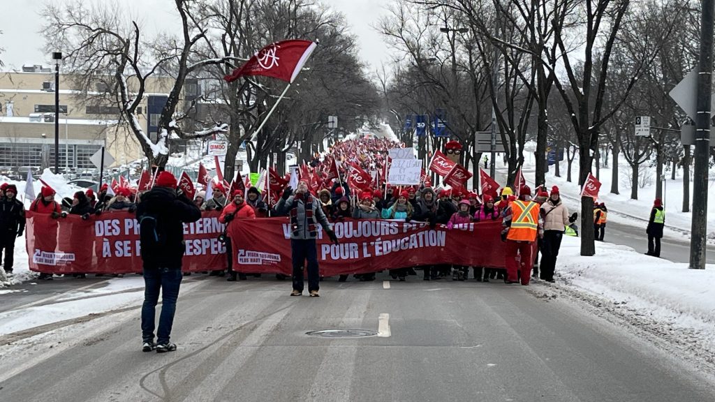 FAE Teachers union unlimited strike Montreal march