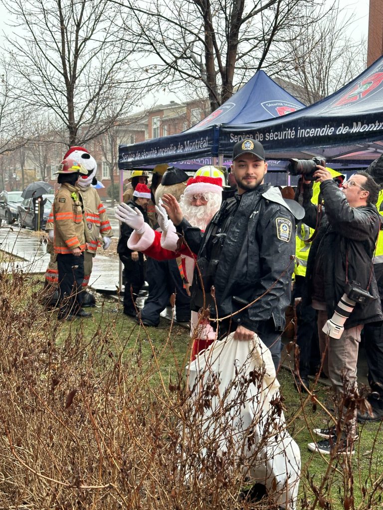 Le Phare holiday parade in Montreal