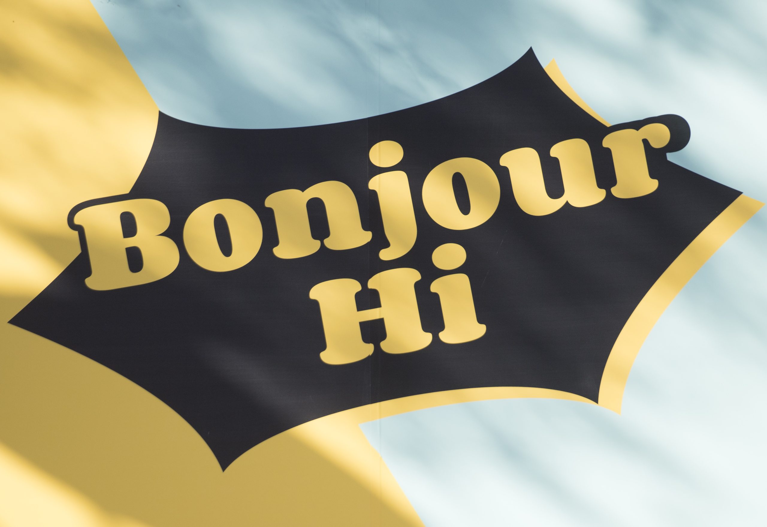 SAQ employees cannot use “Bonjour-Hi” to greet customers