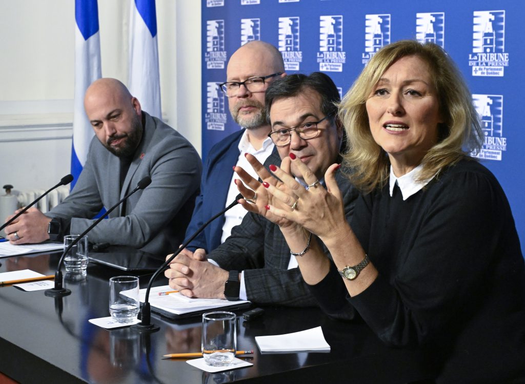 Common Front members vote yes to agreement in principle in Quebec