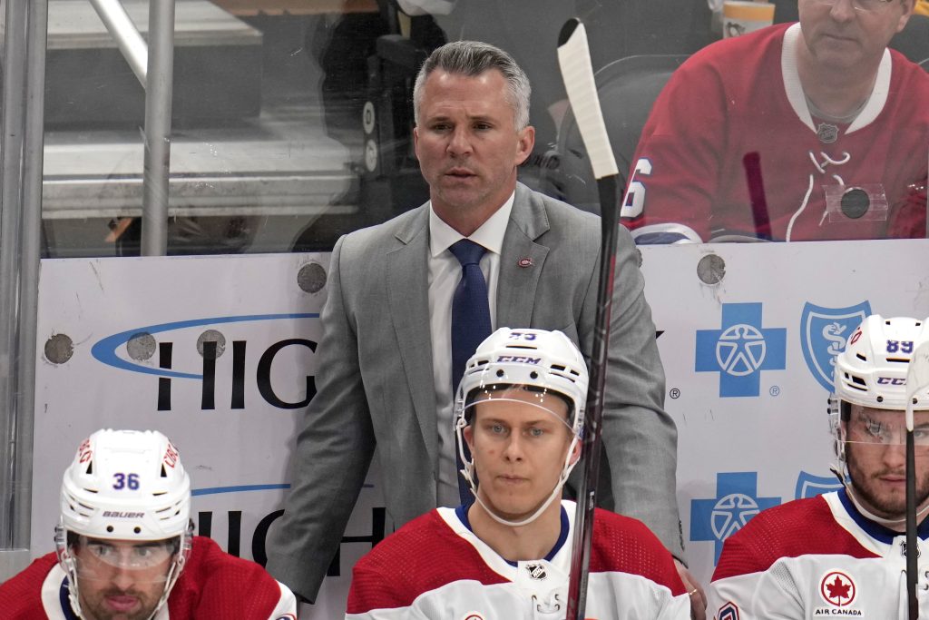 Canadiens head coach St-Louis away indefinitely ‘for family reasons’