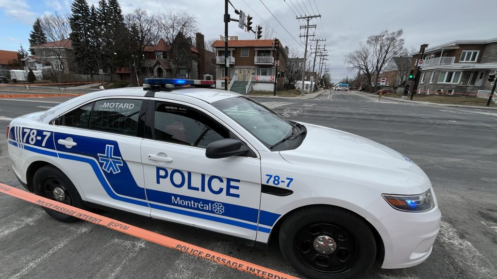 Two dead in collision with tree after back-to-back shootings at vehicles in Rosemont and Plateau