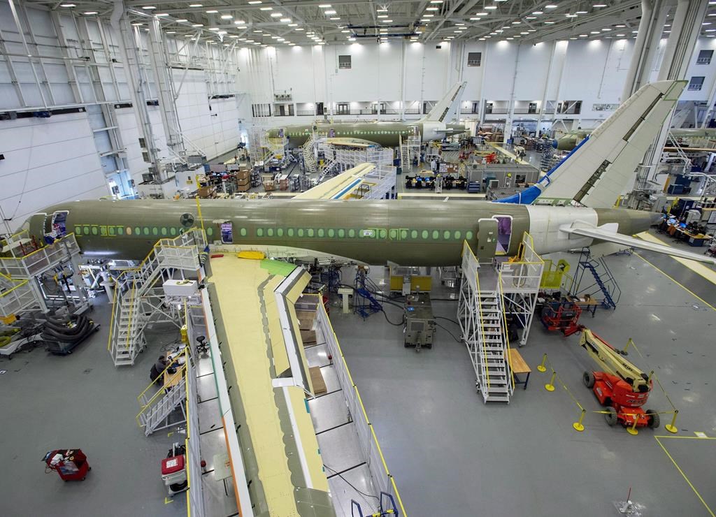 Workers who build A220 at Airbus Canada ratify new contract