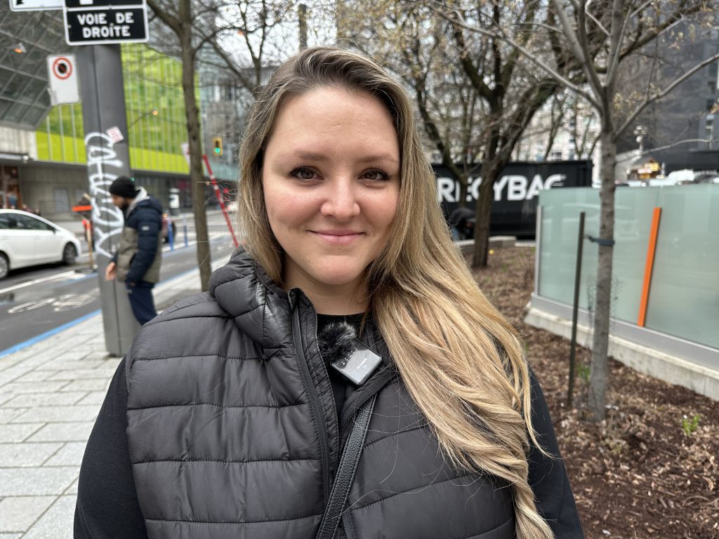 Alexandra, a child educator at the CPE Le Petit Palais daycare
