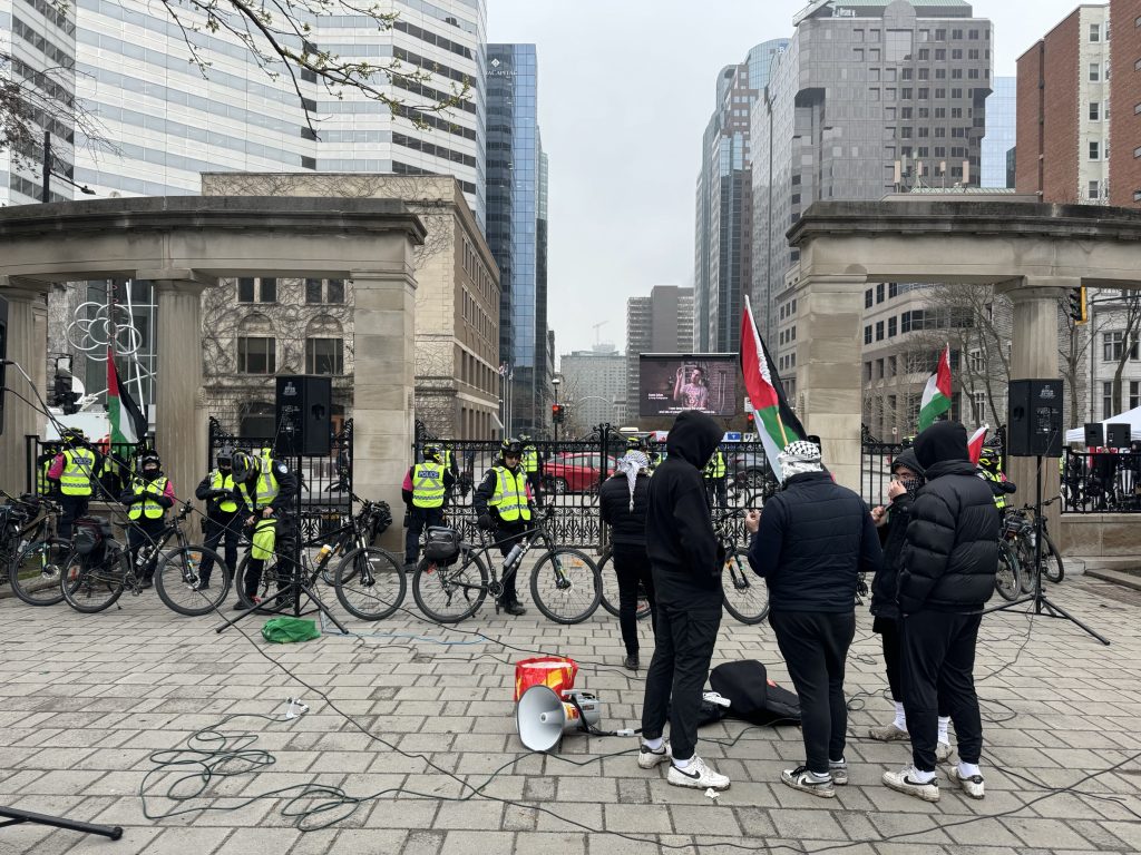 Pro-Palestinian encampment: McGill community told to avoid Roddick Gates Thursday due to planned protests