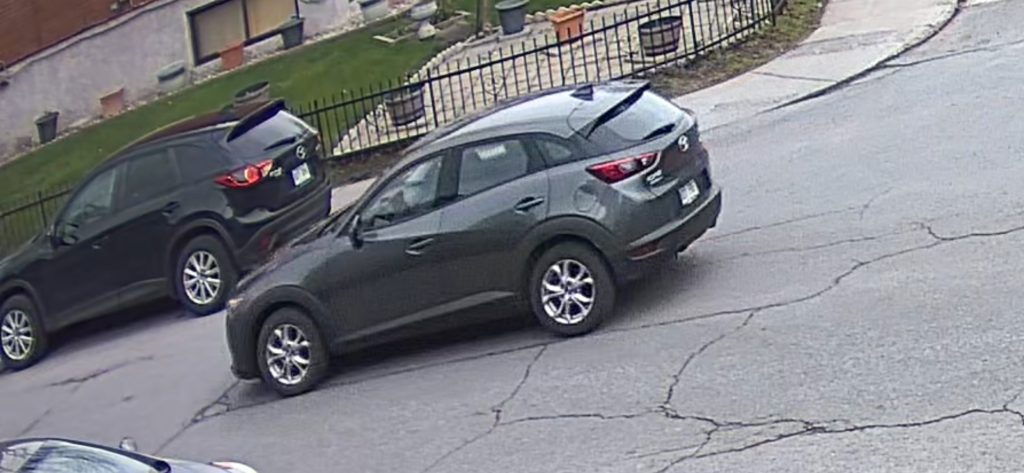 Photo of suspect vehicle - Montreal police look for suspect and witnesses of an April 28 hit-and-run in LaSalle that left a child seriously injured. (Courtesy: SPVM)