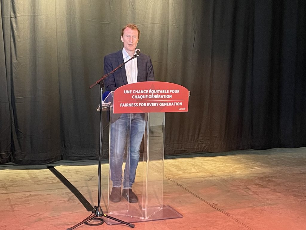 Ottawa invests $800K towards TOHU and Festival Montréal Complètement Cirque