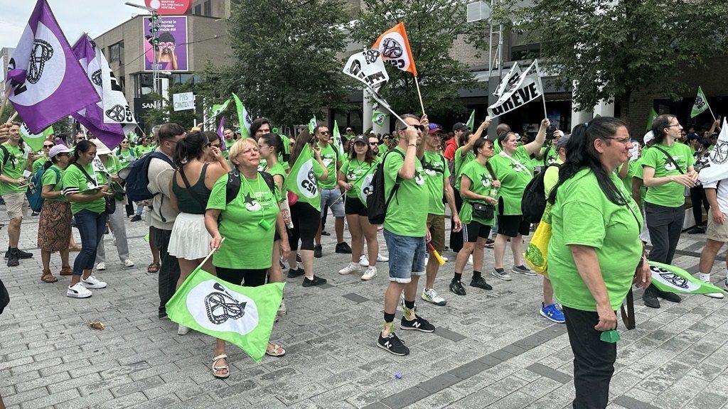 CSN hotel workers on strike in Montreal, holding a rally on Aug. 8, 2024.