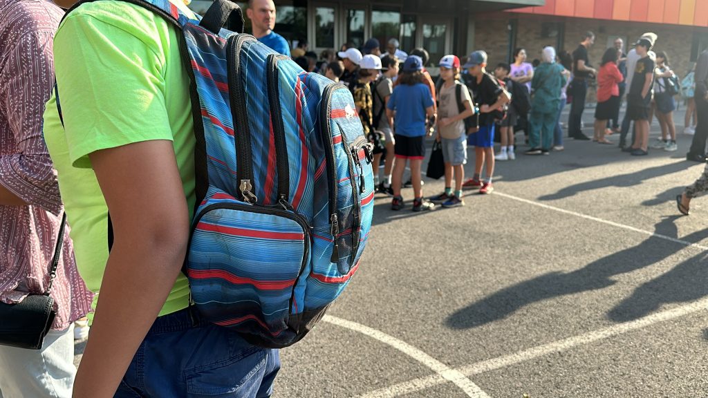 First day of school for students at École primaire Christ-Roi in Ahuntsic, part of the Centre de services scolaire de Montréal