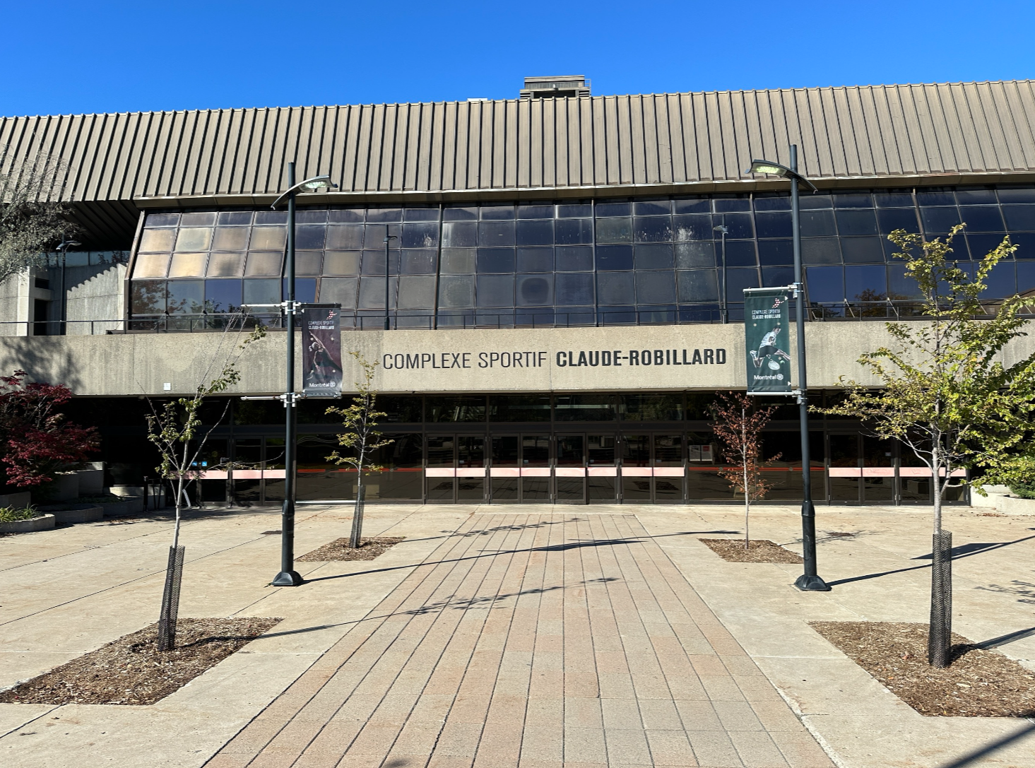 Ensemble Montréal and more calling for free parking to be restored at