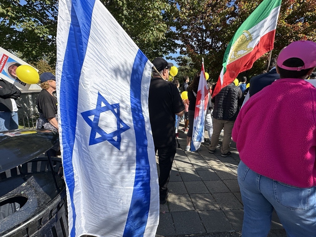 Montreal walk to honour those killed and taken hostage on Oct. 7, 2023 during Hamas' attack on Israel