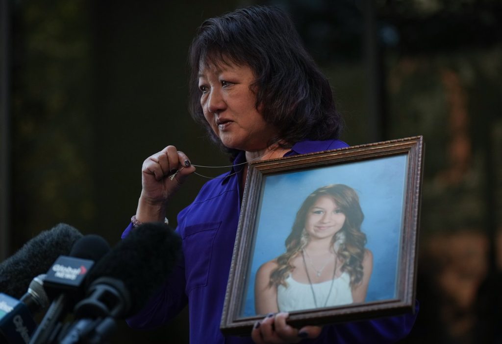 Amanda Todd's family joins American parents in lawsuit against social media giants