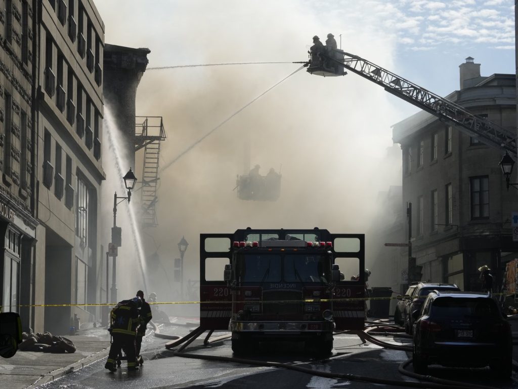 At least two dead in Old Montreal 'suspicious' fire, police investigating