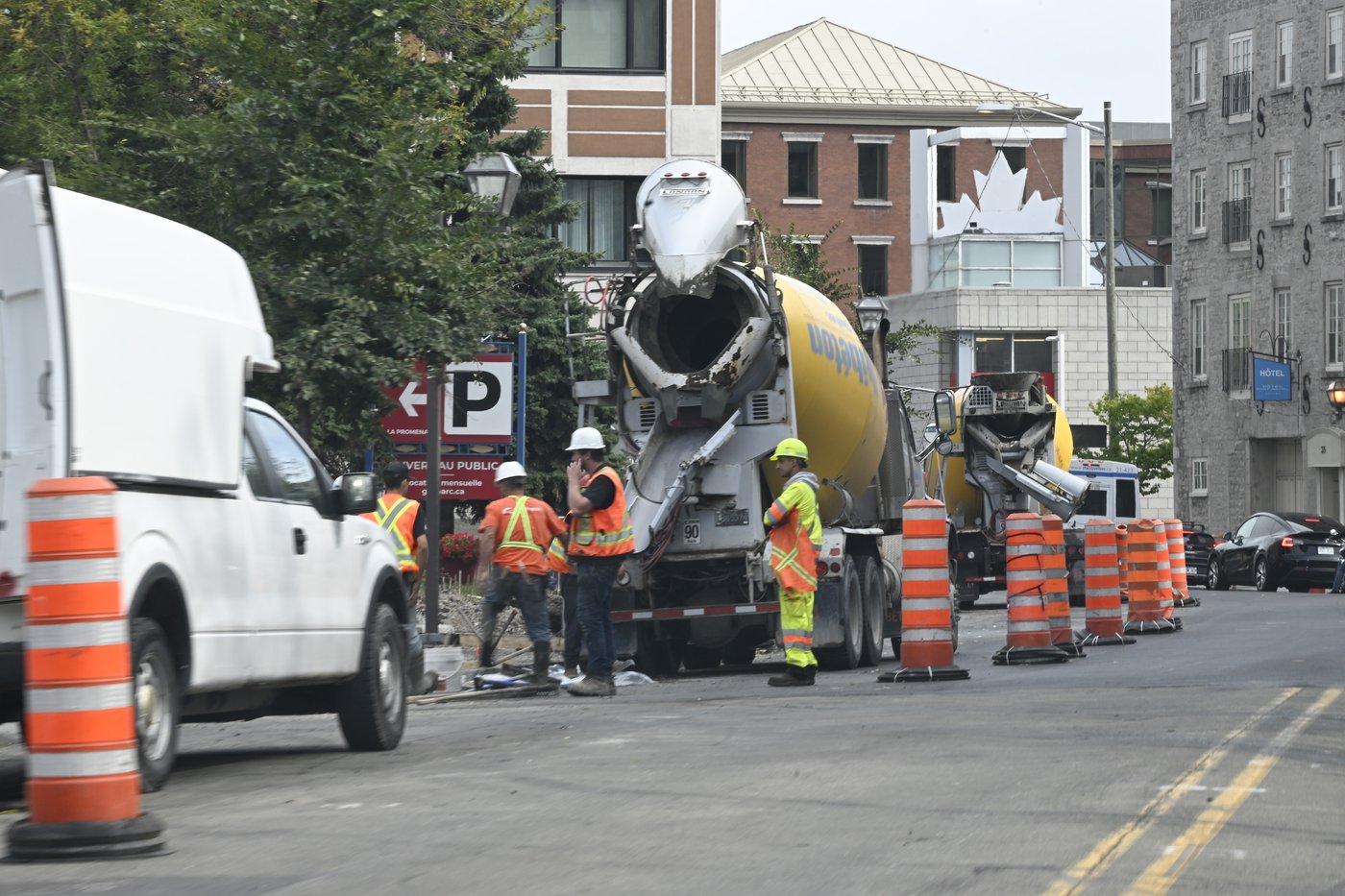 Montreal offering financial support program for businesses affected by construction work