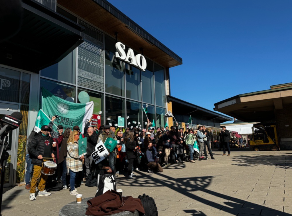 SAQ workers launch surprise strike on Friday