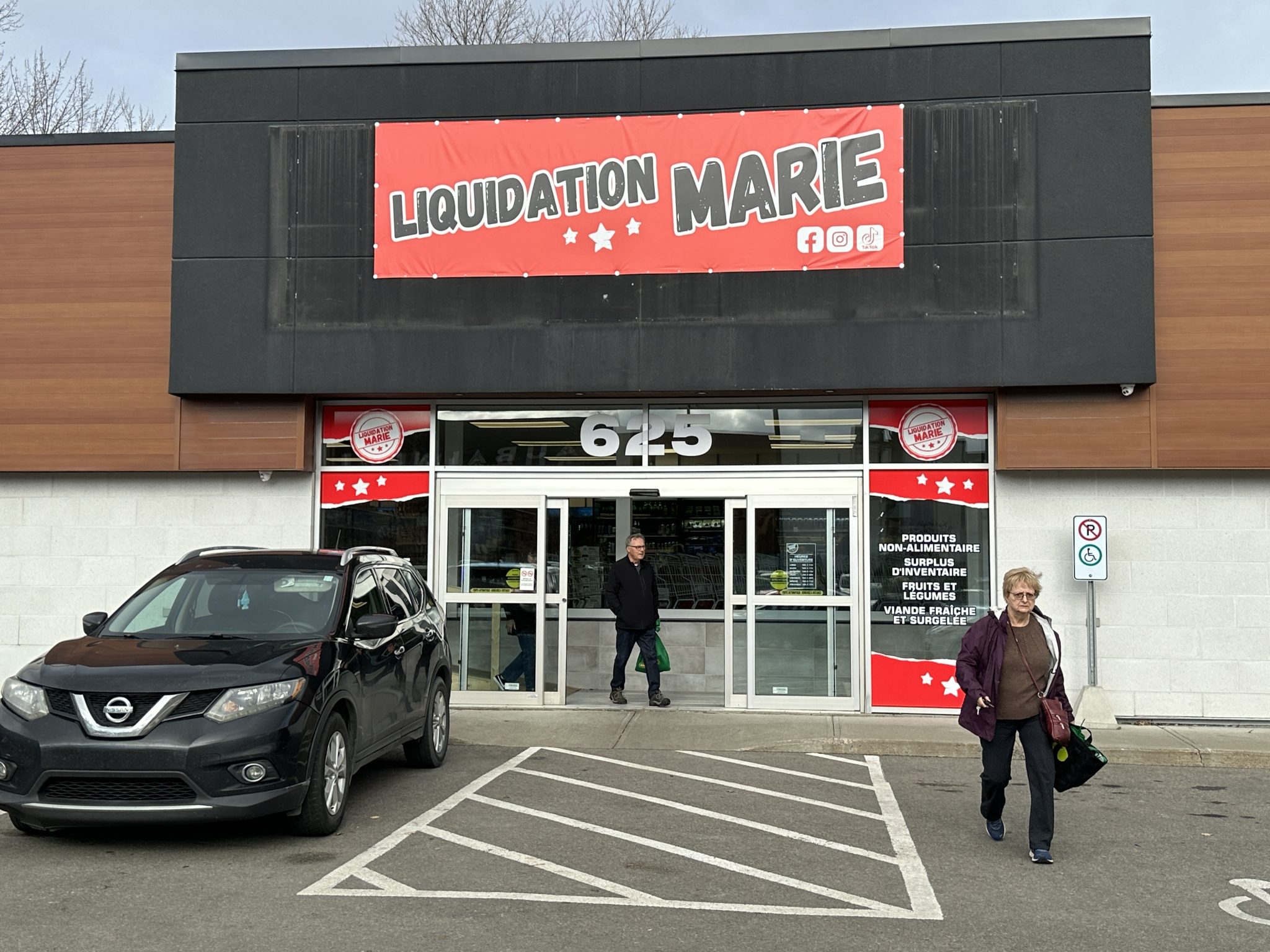 Liquidation Marie helps Quebecers save on groceries