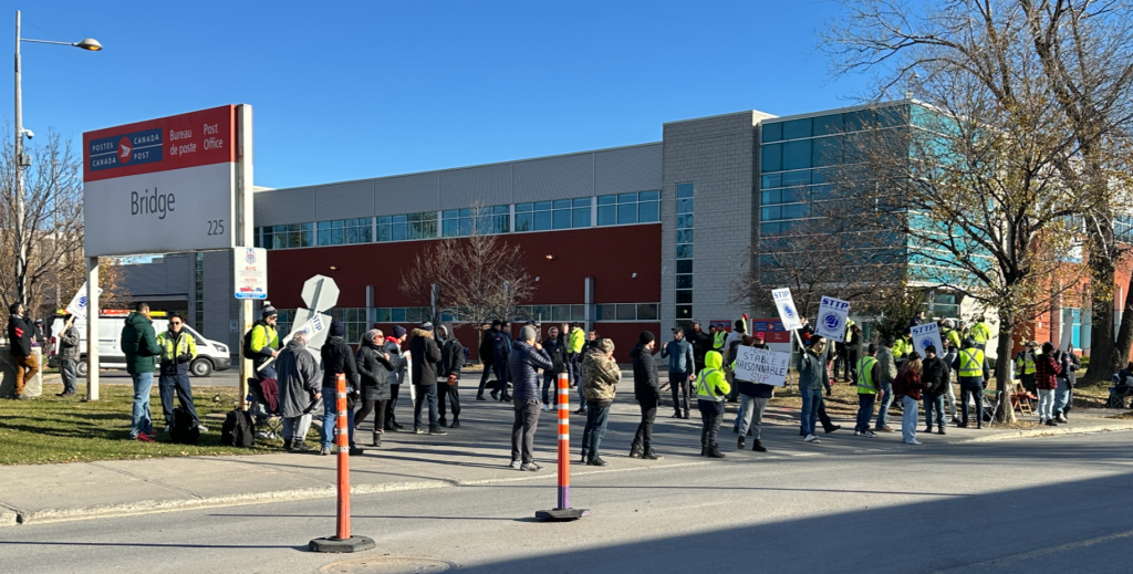 More than 50,000 Canada Post workers officially on strike, says union