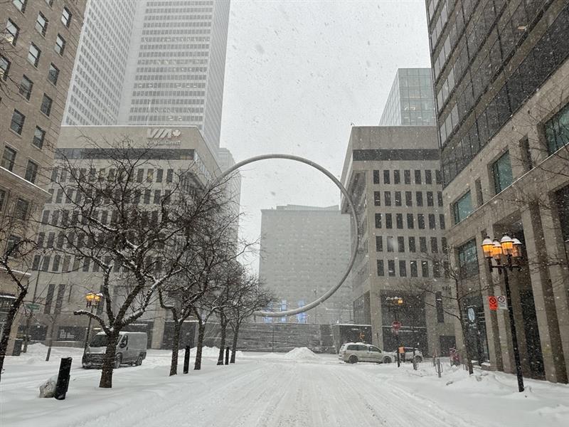 https://montreal.citynews.ca/wp-content/blogs.dir/sites/19/2025/02/snowstorm-12.jpg?utm_source=chatgpt.com