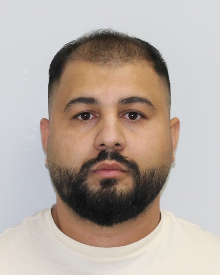 2 arrested in Laval distraction theft case