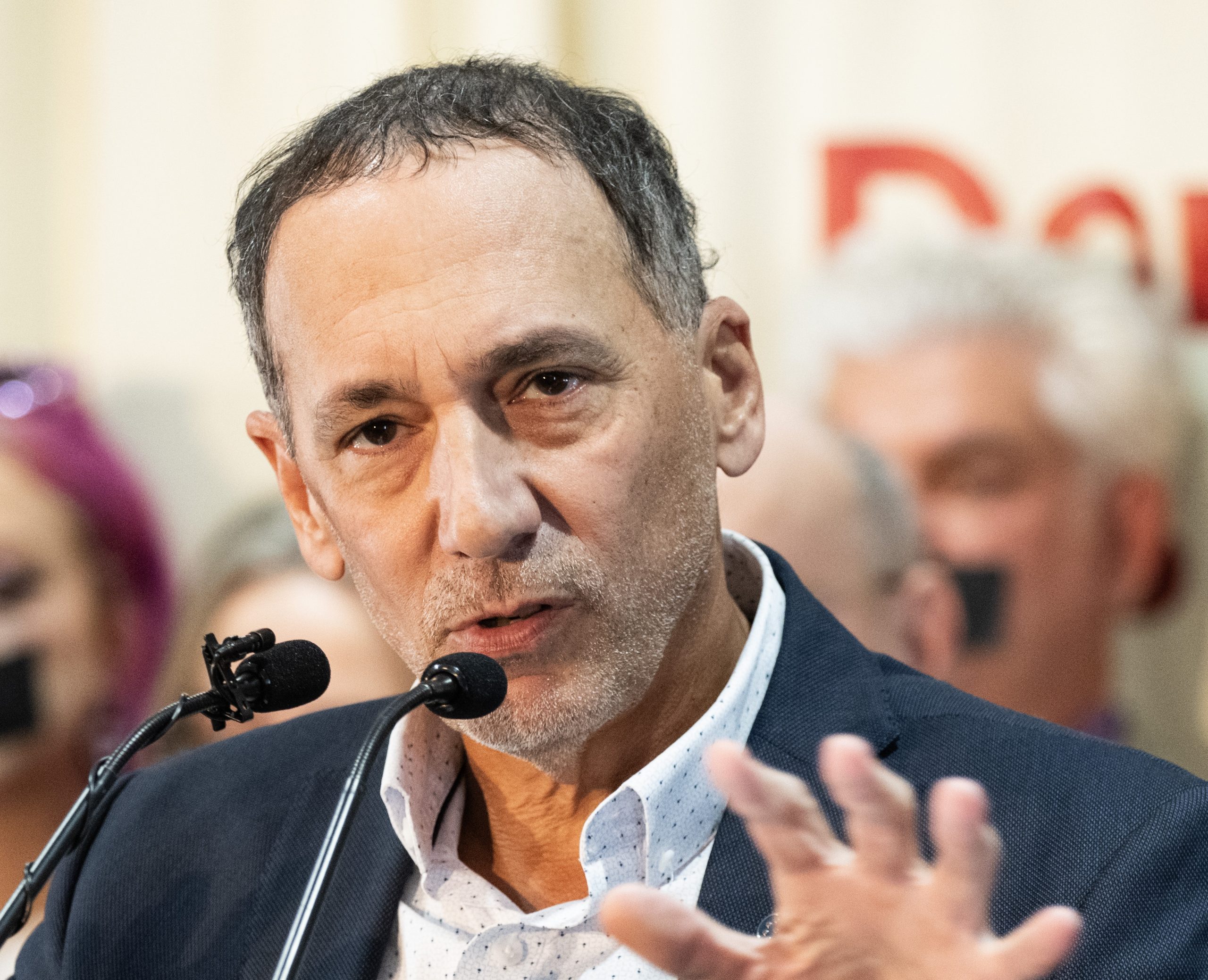 Quebec specialist doctors begin new round of pressure tactics