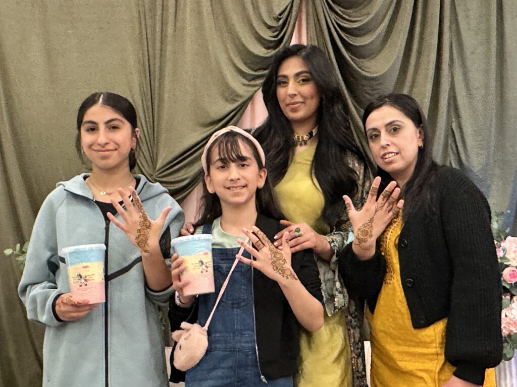 Merhaba Eid bazaar, Montreal eid bazaar, Suhaila Niazi, Zoha Khan, Agence Zo, West Island, Fariha Naqvi-Mohamed, DiverseCity